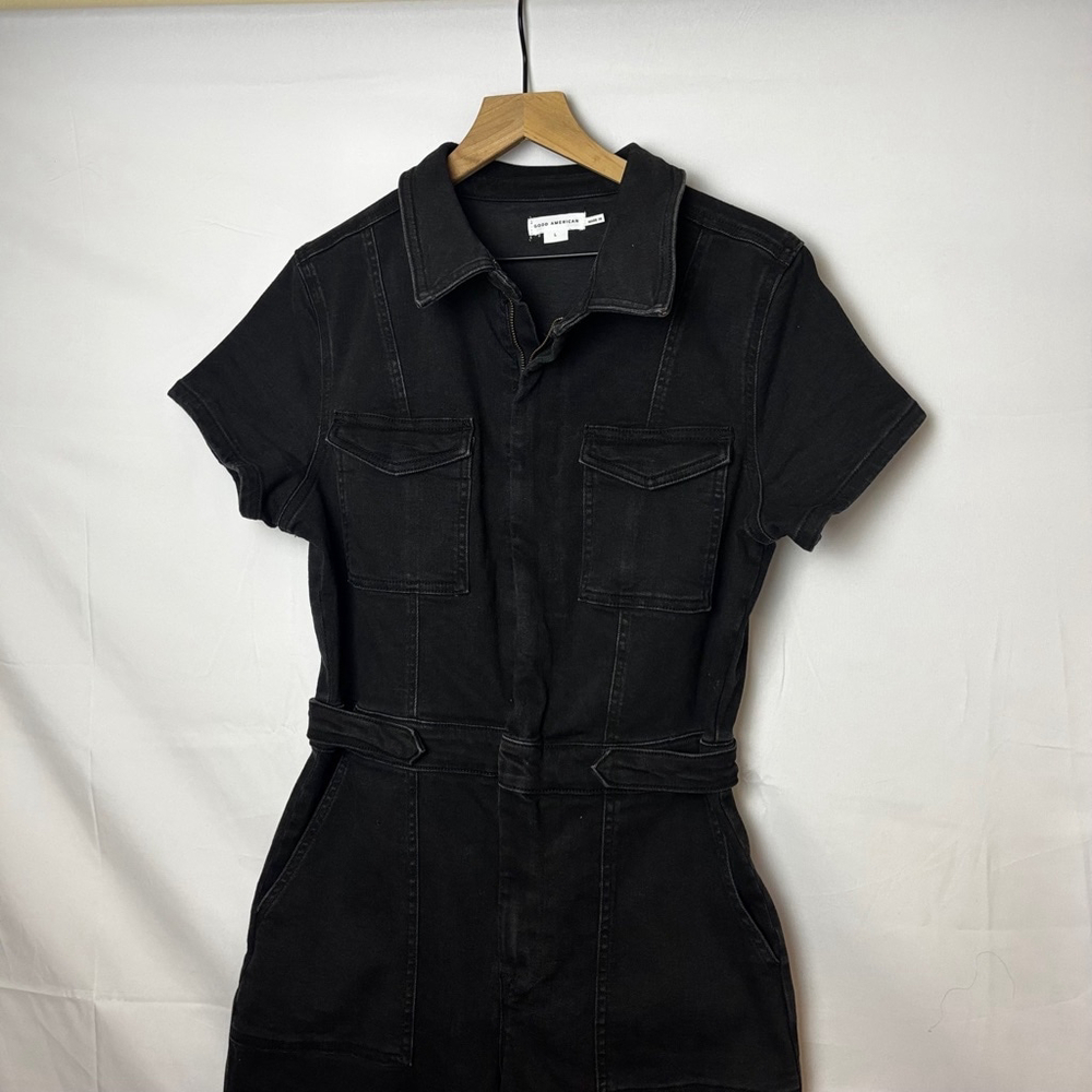 Good American Black Short-Sleeve Utility Romper with Belted Waist